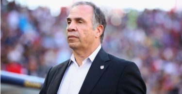 Bruce Arena dẫn dắt đtqg