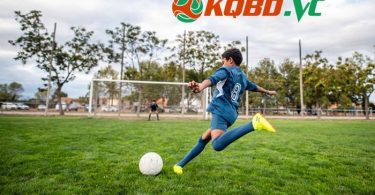 cách sút bóng mạnh
