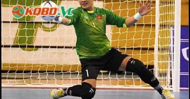 tại sao thủ môn futsal không đeo găng tay